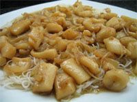 receta de Sepia sazonada estilo Thai con fideos chinos